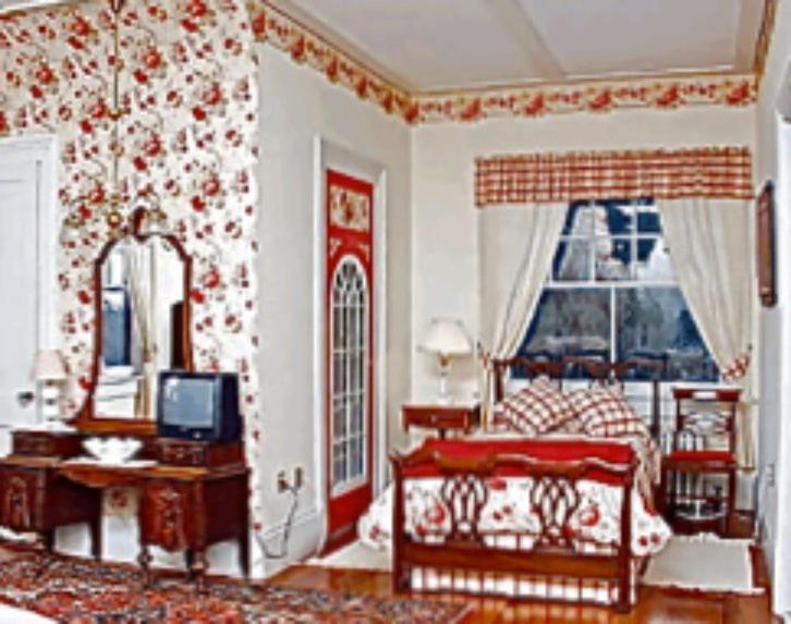 Whistler'S Inn Ленъкс Екстериор снимка